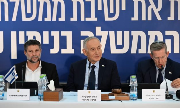 Netanyahu vows to restore security in northern Israel as gov’t approves NIS 4 b. to help North