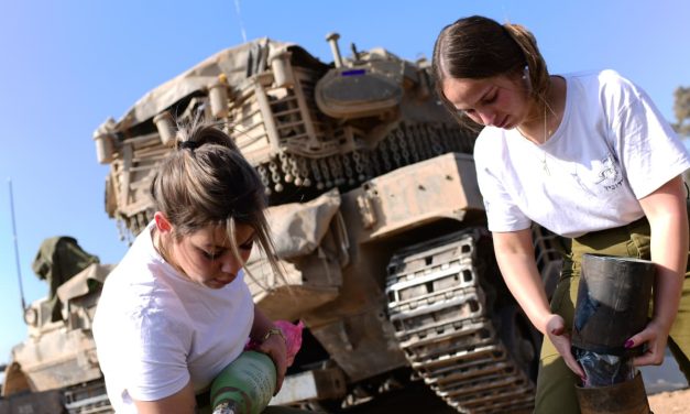 Editor’s Notes: High Court ruling on women in tanks deepens religious divide in IDF – comment