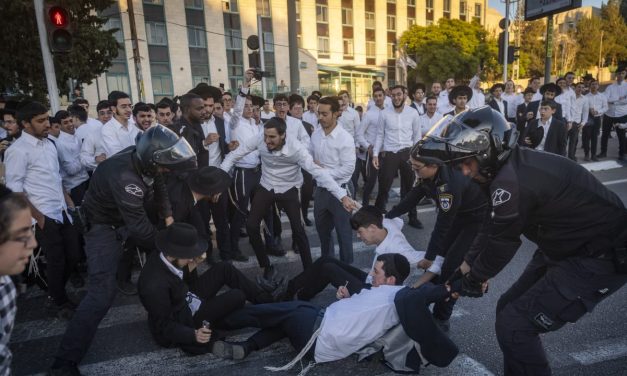 Jerusalem light rail service partially suspended due to haredi protests