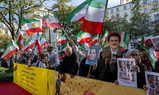 Police order last-minute ban of Iranian opposition rally in Paris, no reason given