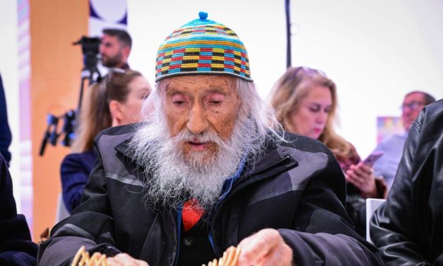 Israeli artist, pioneer of kinetic art Yaacov Agam dies at 98