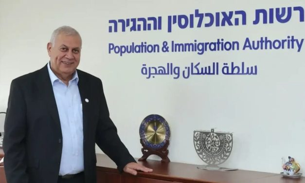 The dramatic plan: Another 100,000 foreign workers by 2027