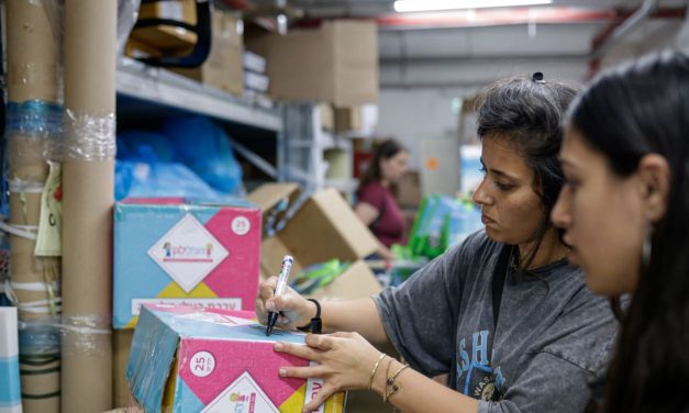 Israel failed to coordinate NIS 14.8 billion in October 7 volunteer aid, probe finds