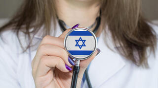 Women dominate Israeli medical schools but vanish from surgery and top-paying roles