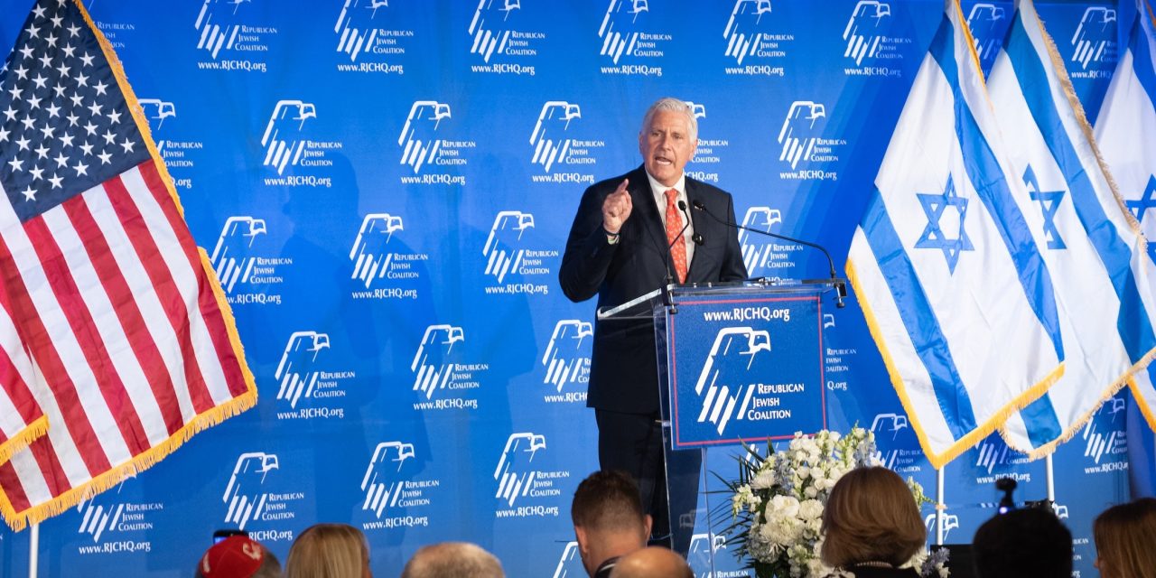 At Republican Jewish gala, NY gubernatorial hopeful Bruce Blakeman casts race as a fight against Mamdani