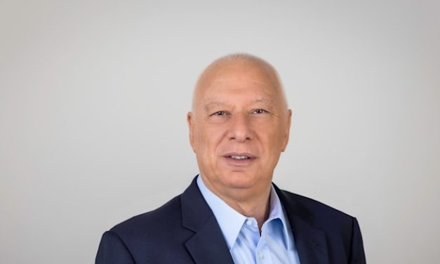 Chaim Katzman seeks to sell control of G City