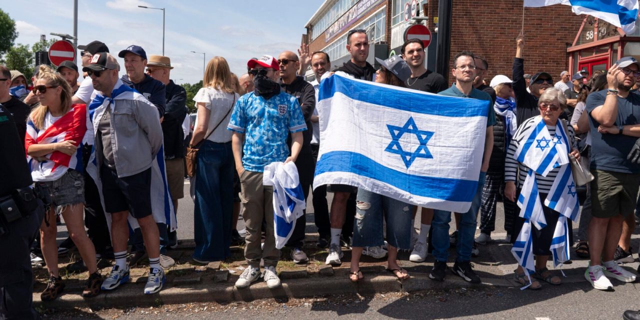 Organizers of London Israeli real estate fair apologize after West Bank properties surface despite denials