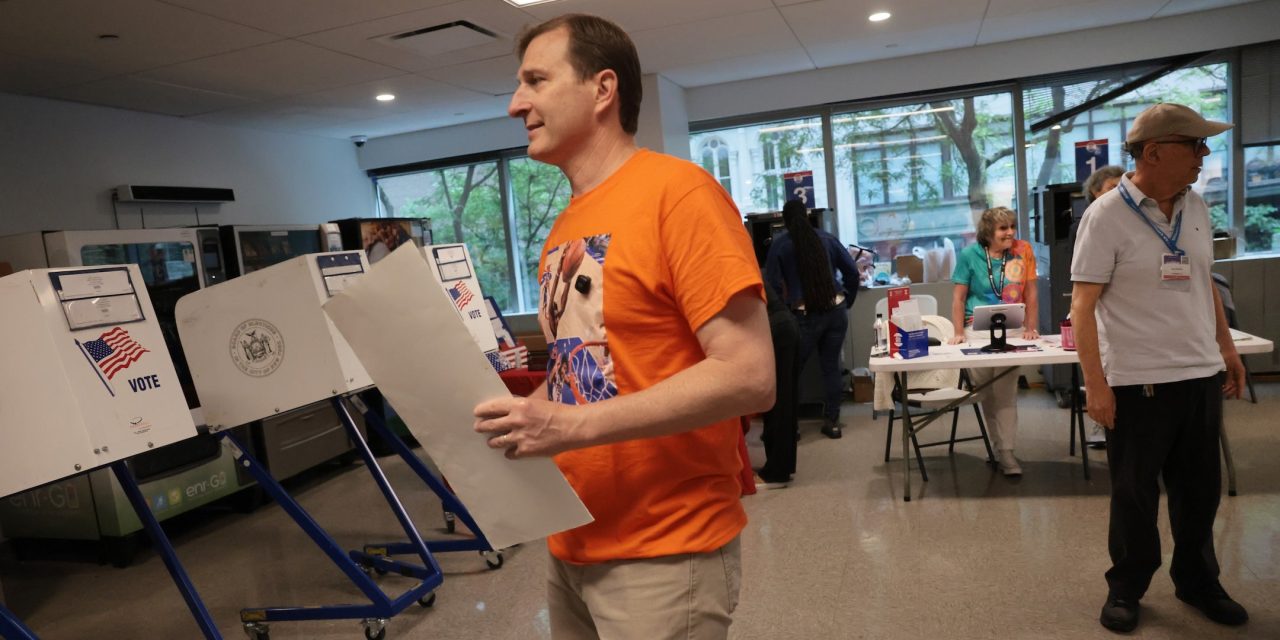 DOJ investigates coffee shop that banned Rep. Goldman as his support for Israel threatens to topple his reelection bid