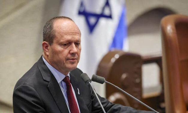 Barkat brothers put Meitav up for sale