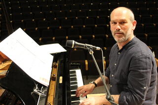 Singer-songwriter Yonatan Razel hospitalized with cerebral  hemorrage