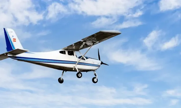 Drama in the air: Flight instructor jumps ship, student lands independently