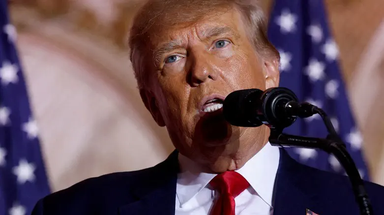 Donald Trump: US should control the Strait of Hormuz