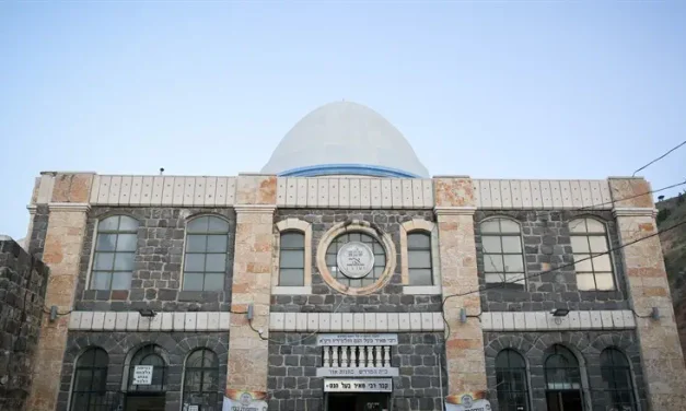 Top haredi rabbis ban route to Rabbi Meir Baal Hanes’ tomb