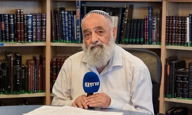 Rabbi Haim Sabato named recipient of Presidential Medal of Honor