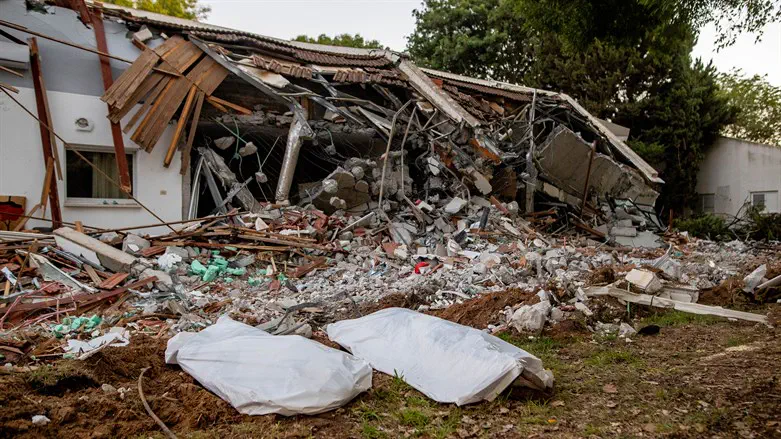 British journalist describes October 7 atrocities: “I watched it with my own eyes”