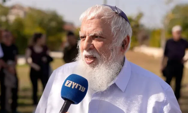 Disappointed with Religious Zionists, rabbis weigh new party