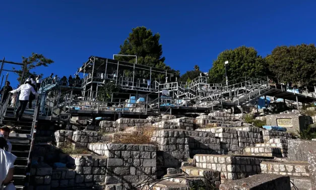 Shabbat bus service sparks protests in Tzfat