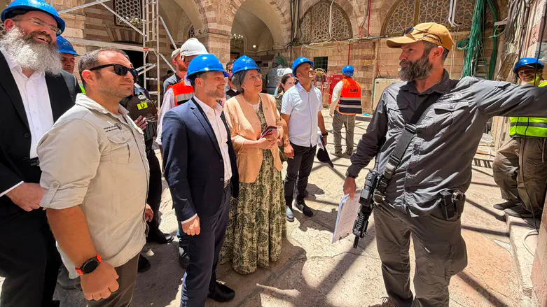 Extensive construction works begin at the Cave of the Patriarchs