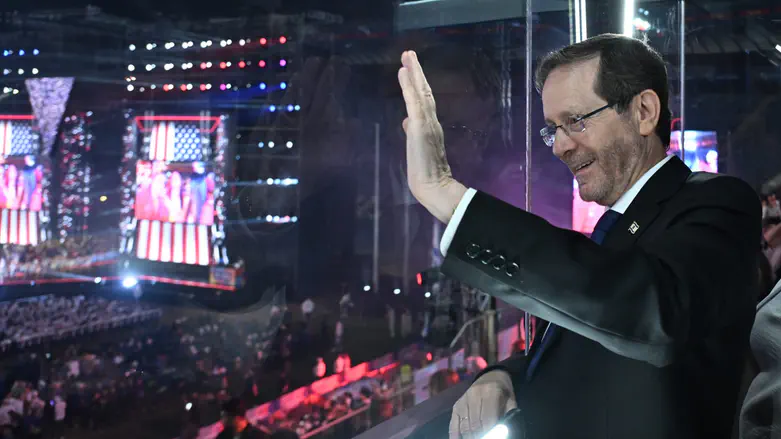 Herzog at Maccabiah Games: We light the torch in the face of rising antisemitism