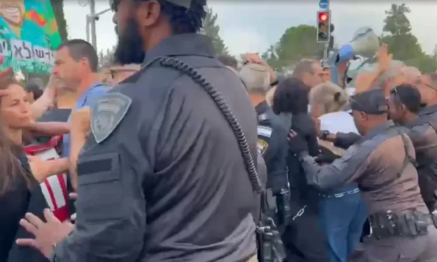 Police and protesters clash near Knesset