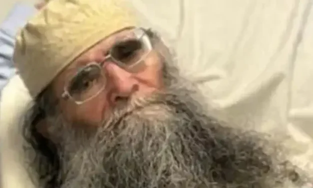 Indictment: Suspect planned attack, posed as worshipper, fatally stabbed Rabbi Amos Guetta