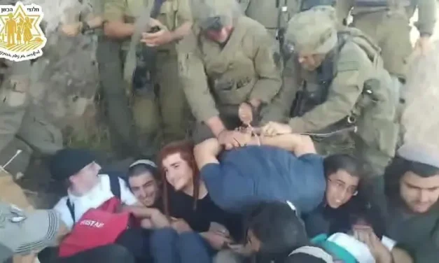 Israeli activists claim violent eviction from Syria