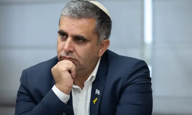Minister Ofir Sofer retires from political life