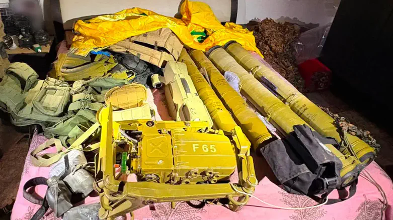 Footage from Lebanon: Civilian bedroom turned into arms cache