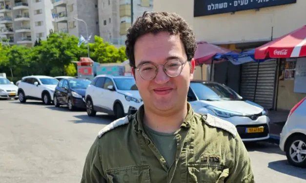 Broken heart: Soldier Eytan Yisrael Kantman from Nahariya has passed away