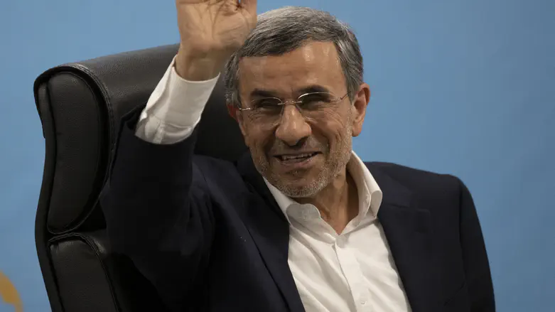 Ahmadinejad’s office denies Mossad recruitment report as ‘Hollywood-style’ fake news