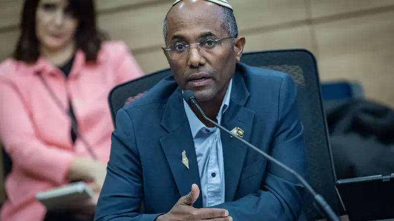 Another Religious Zionist MK announces exit from party