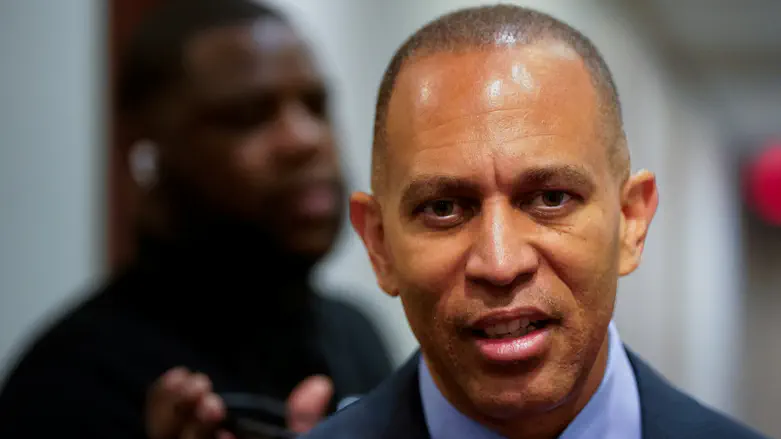 Democratic leader Jeffries to vote against Israel aid restriction