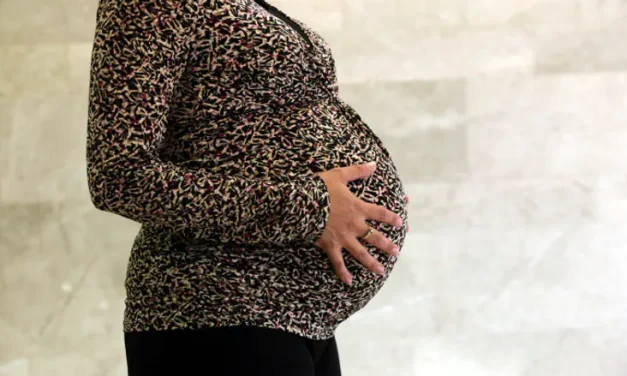 New study: Green neighborhoods may help reduce long-term stress during pregnancy