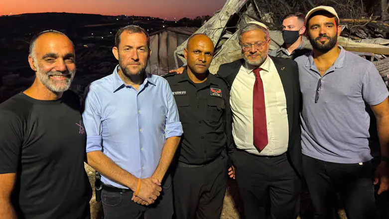 Ben Gvir at Havat Gilad: The homes will be rebuilt