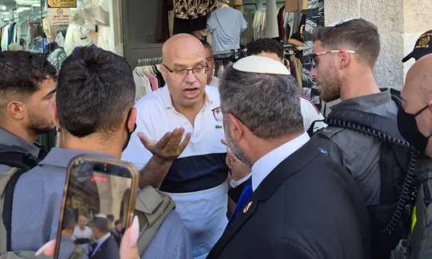 Ben-Gvir confronts residents in eastern Jerusalem: ‘I’m in charge, ‘I’ll kick you out’