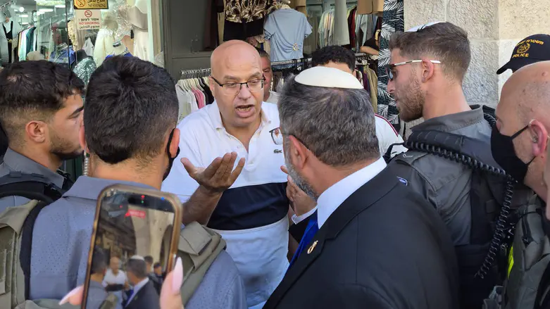 Ben-Gvir confronts residents in eastern Jerusalem: ‘I’m in charge, ‘I’ll kick you out’