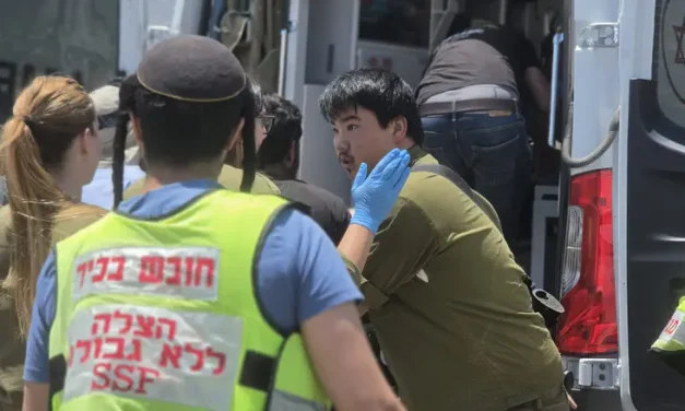 Man severely wounded in stabbing attack in Samaria