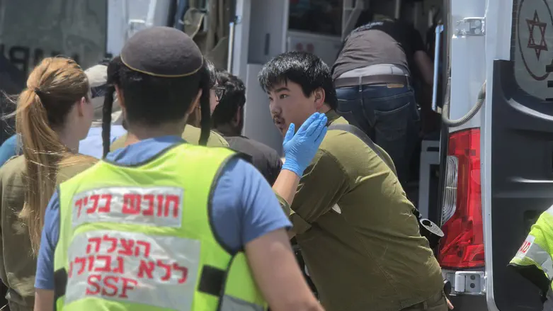 Man severely wounded in stabbing attack in Samaria