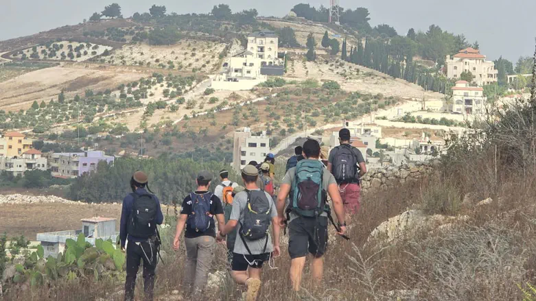 Hikers: Soldiers refused to fire during deadly Samaria attack