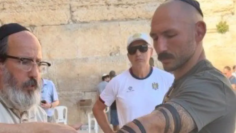 He put on tefillin for the first time and lost thousands of followers