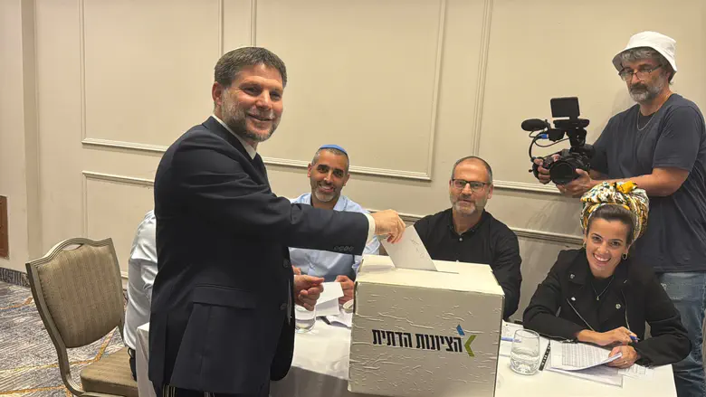 Minister Smotrich to Arutz Sheva: The right cannot afford complacency ahead of elections