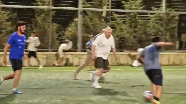 Watch: Liberman vs Gush Etzion governor in memory of soldier