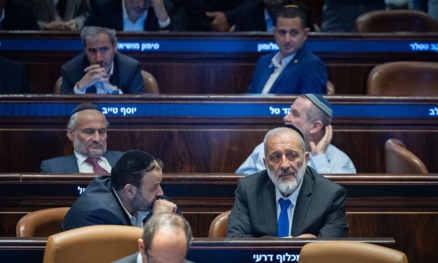 Knesset advances Torah study bill after haredim, Netanyahu agree to strip controversial clause