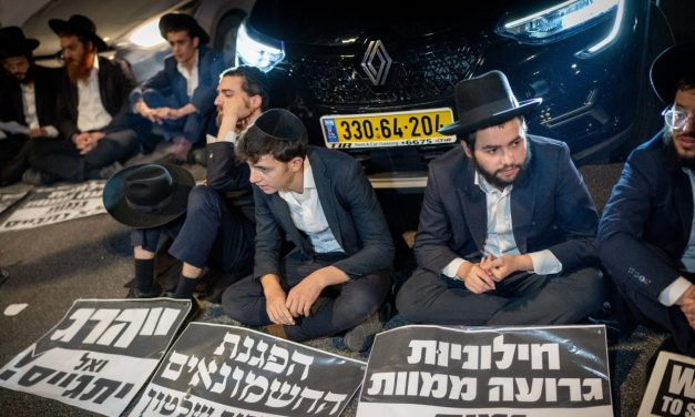 Haredi draft dodgers should avoid airports, border crossings to evade arrest, yeshiva council warns