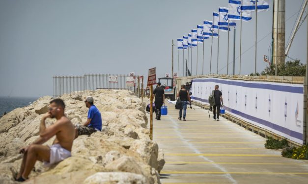 Main electoral battle will be for Israel’s centrist voters, with far-right, left already set – poll