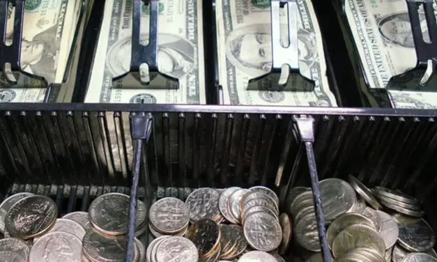 Confessed to stealing from the register – and received NIS 278,000 in compensation