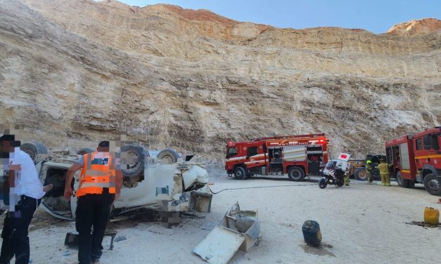Driver rescued after being trapped in car that fell off ten-meter quarry cliff in Binyamin