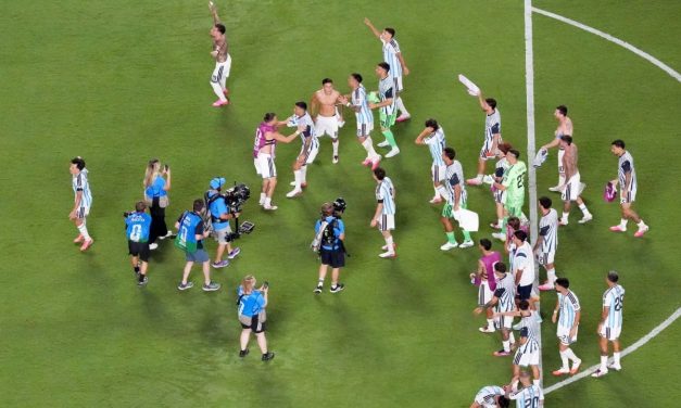 Former soccer players show brain changes but no cognitive decline, researchers find