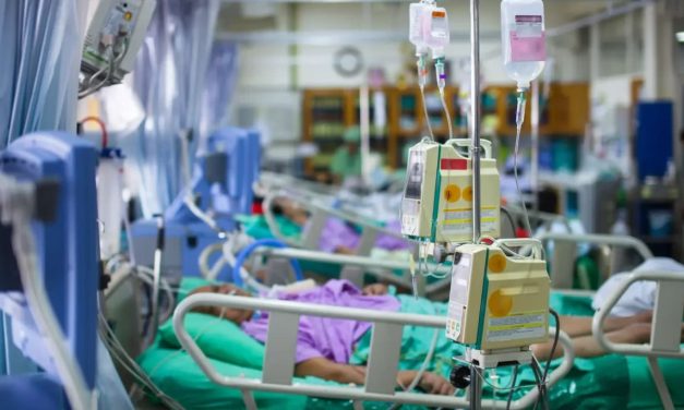 Hospitals, clinics and family health centers: Nursing staff declare labor dispute