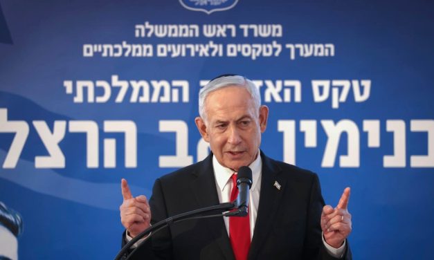 Netanyahu selectively investigates security leaks for his own political gain, NYT reporter alleges
